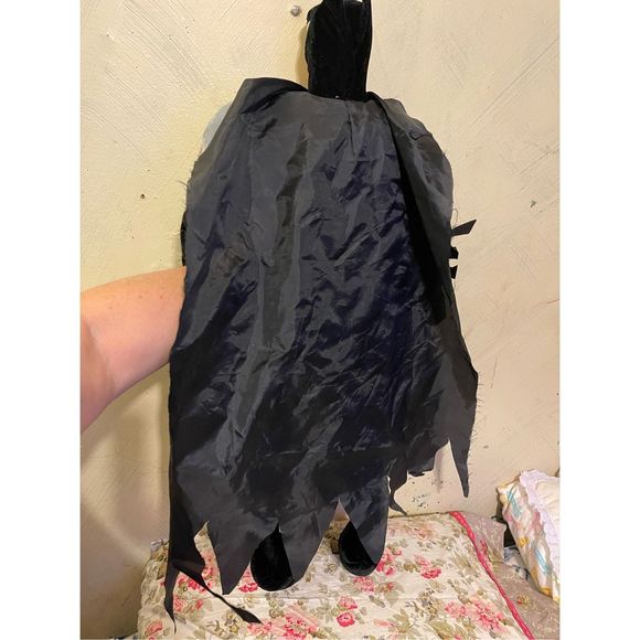 Nanco DC Comics 32” BATMAN Super Hero Plush Stuffed Doll Toy w/ Cape - Picture 8 of 11